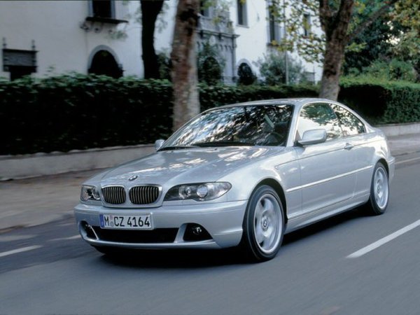 BMW_3 Series_Coupe_2005.jpg