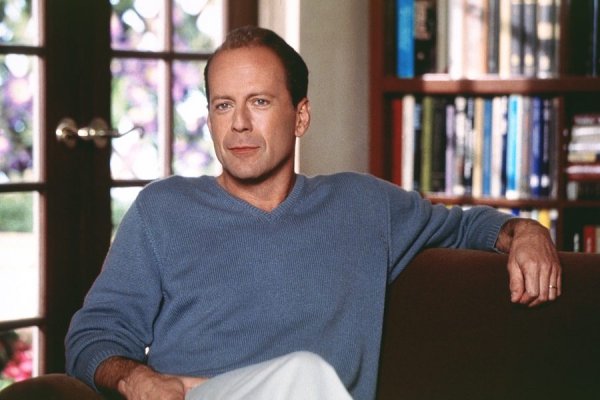Bruce Willis11.jpg