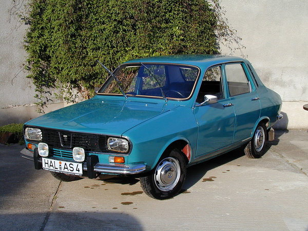 1280px-Dacia_1300.jpeg